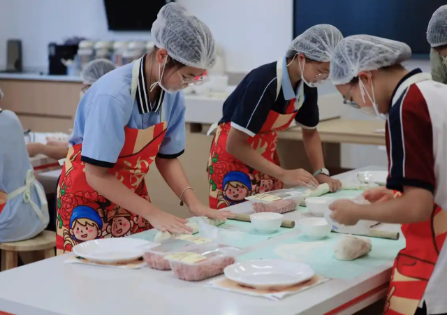 学段为阶依据不同年级孩子的认知特色设